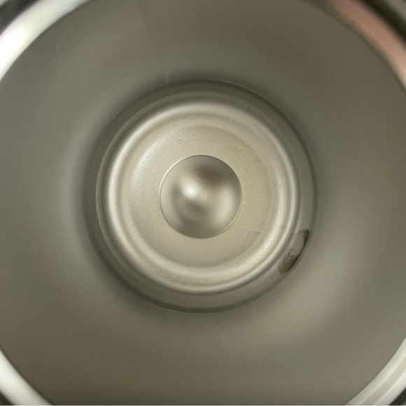 THE ICEFLOW FLIP STRAW JUG | 64 OZ FOG - Picture 6 of 7